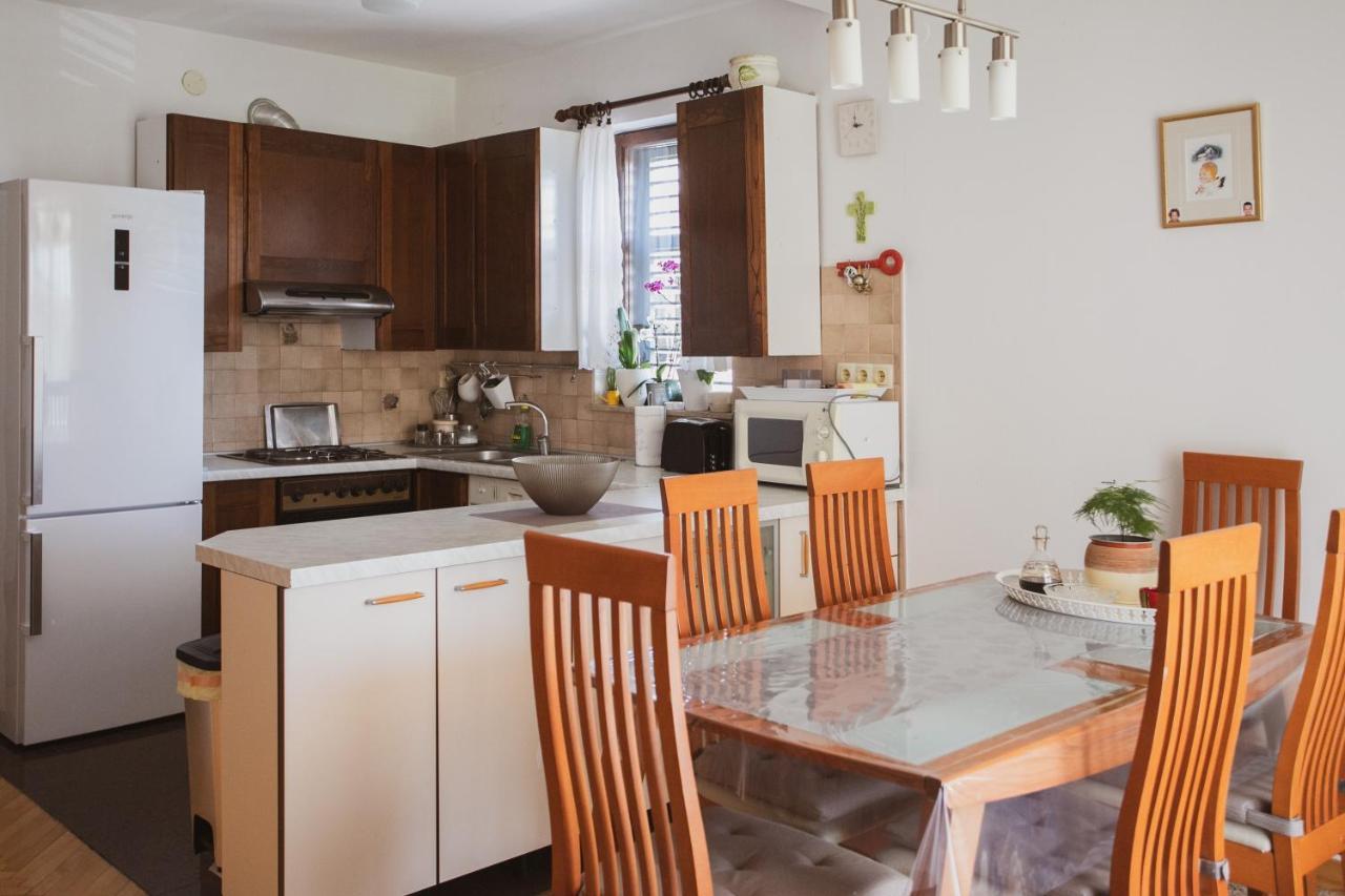 Comfort Sea View Apartment Dugi Rat Exterior photo